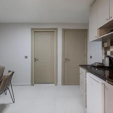 Cozy & Comfy Studio At Beyoglu - 49 Apartamento *